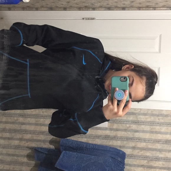 Nike hoodie - Picture 4 of 5